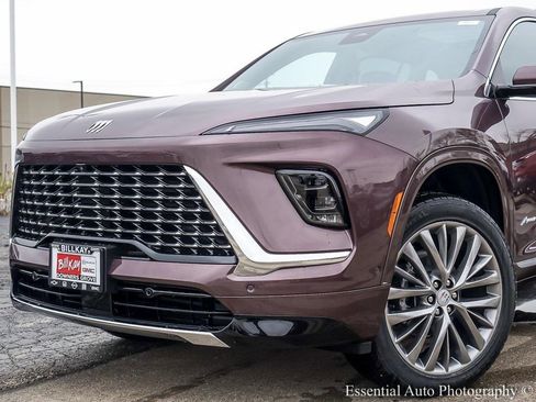 New 2026 Buick Enclave Avenir w/ Super Cruise Package image 3