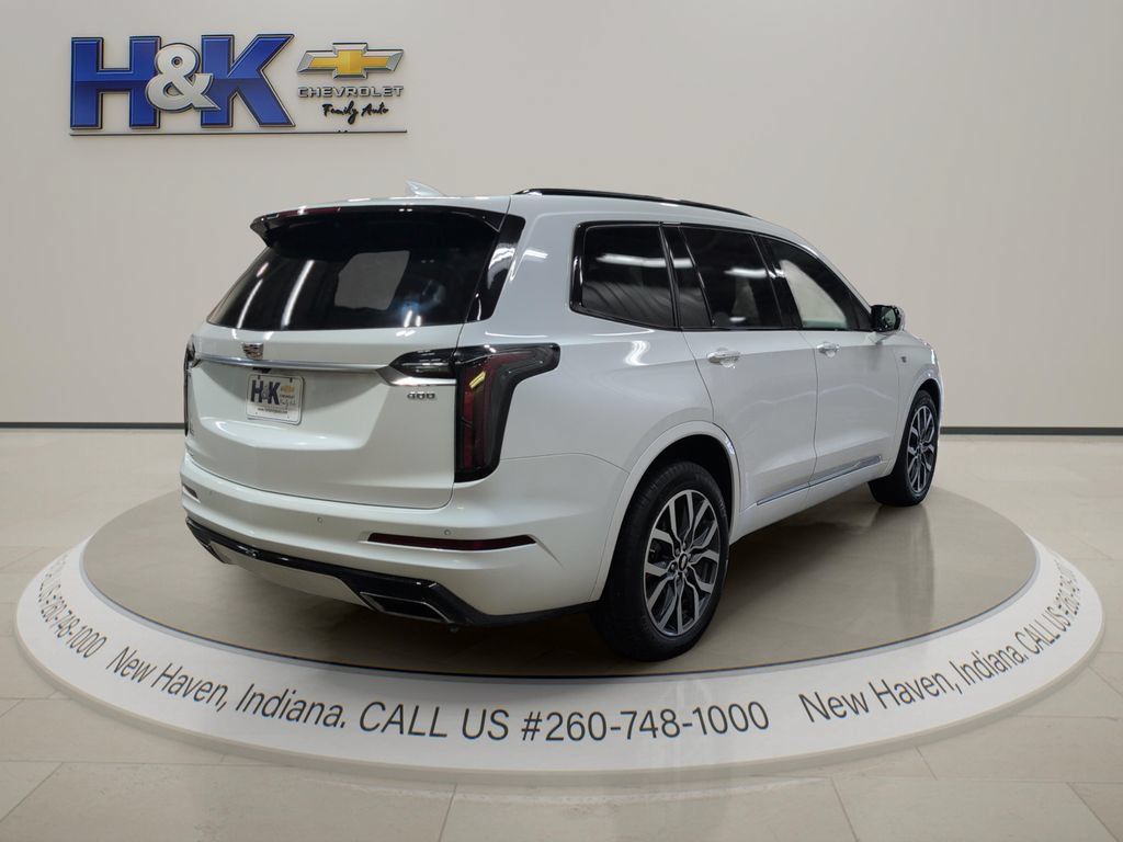 Used 2023 Cadillac XT6 Sport AWD/4WD image 6