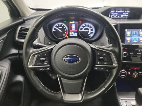 Used 2019 Subaru Forester Premium image 17