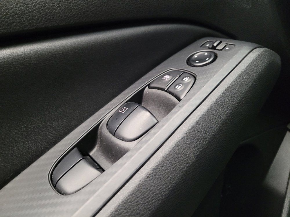 Used 2024 Nissan Altima 2.5 SV FWD image 27