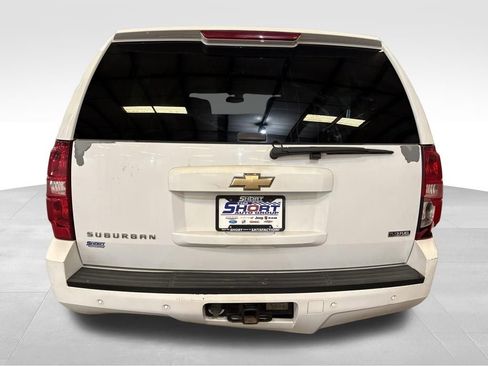Used 2007 Chevrolet Suburban LS image 4