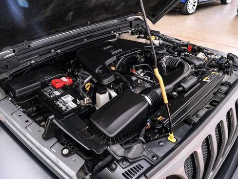 Used 2021 Jeep Wrangler Unlimited Sport AWD/4WD image 71