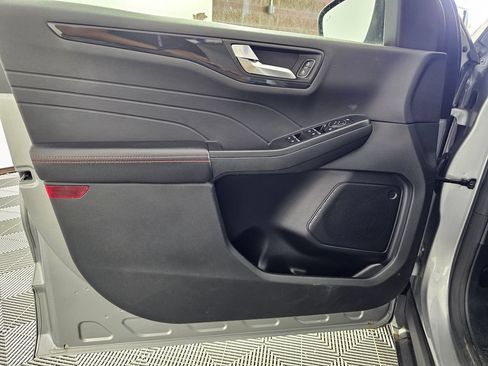 Used 2023 Ford Escape ST-Line AWD/4WD image 23