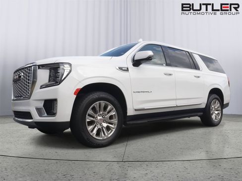 Used 2024 GMC Yukon XL Denali RWD image 47