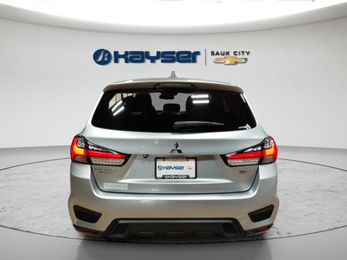 Used 2025 Mitsubishi Outlander Sport LE AWD/4WD image 6