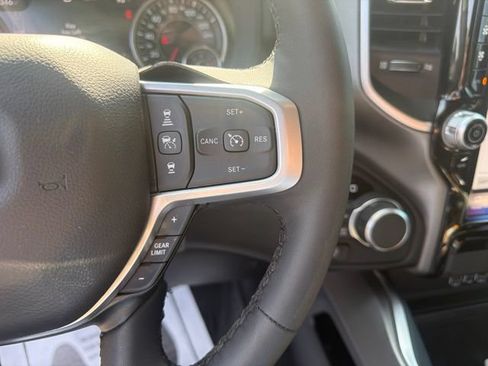 Used 2025 RAM 1500 Big Horn AWD/4WD image 23