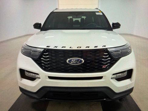 Used 2023 Ford Explorer ST w/ Equipment Group 401A AWD/4WD image 6