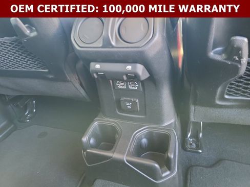 Certified 2024 Jeep Gladiator Mojave w/ Convenience Group AWD/4WD image 15