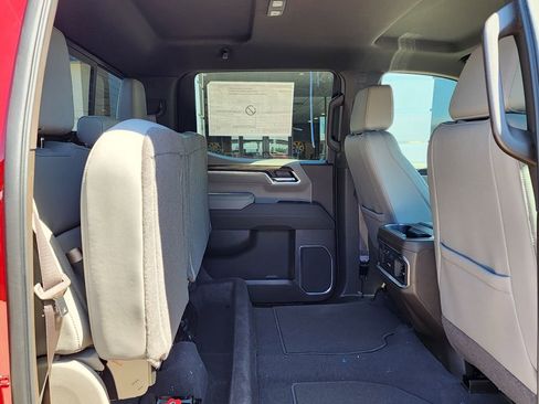 New 2026 GMC Sierra 1500 SLT image 45