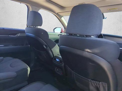 Used 2022 Hyundai Palisade SEL w/ Convenience Package image 18