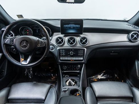 Used 2019 Mercedes-Benz GLA 250 4MATIC image 22