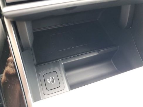 Used 2025 Land Rover Range Rover Evoque S image 31