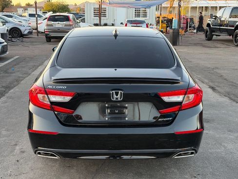 Used 2021 Honda Accord Sport image 8