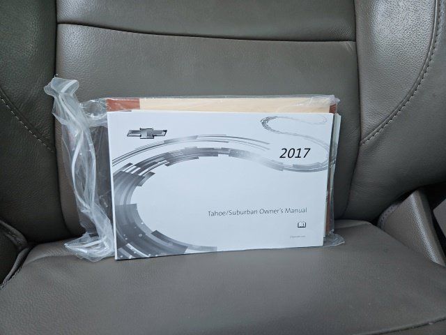 Used 2017 Chevrolet Suburban LT w/ Luxury Package RWD image 44