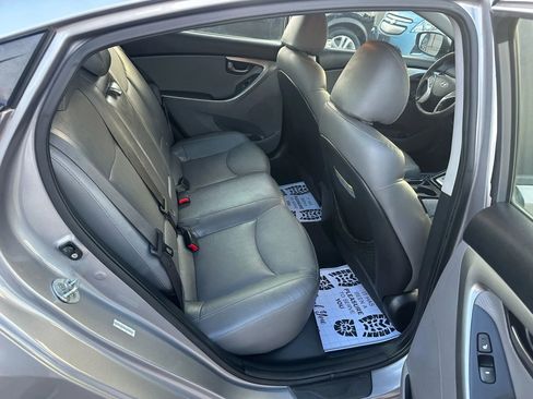 Used 2012 Hyundai Elantra Limited image 11