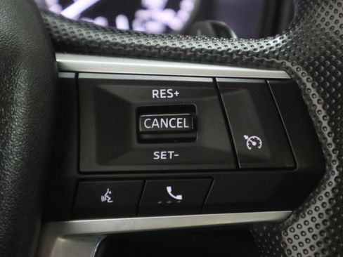 Used 2025 Mitsubishi Outlander ES image 30