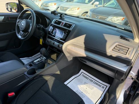 Used 2018 Subaru Outback 2.5i AWD/4WD image 42