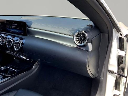 Used 2025 Mercedes-Benz CLA 250 4MATIC image 18