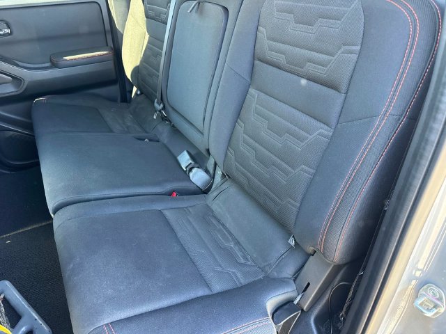 Used 2022 Nissan Frontier PRO-4X AWD/4WD image 16