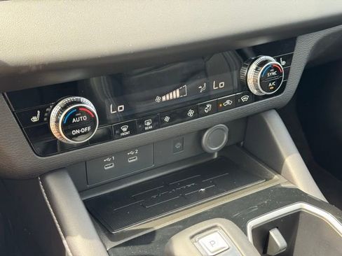 New 2025 Mitsubishi Outlander SE AWD/4WD image 30