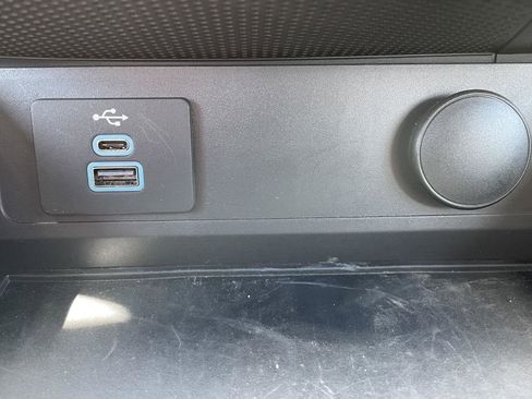 Used 2025 Ford Mustang GT Premium RWD image 24