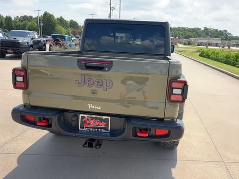 Used 2026 Jeep Gladiator Rubicon AWD/4WD image 8