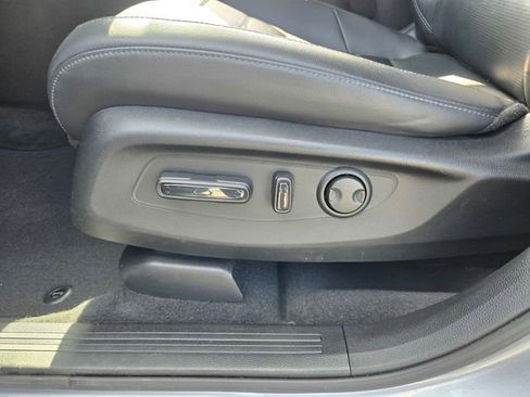 Used 2023 Honda CR-V EX-L image 18