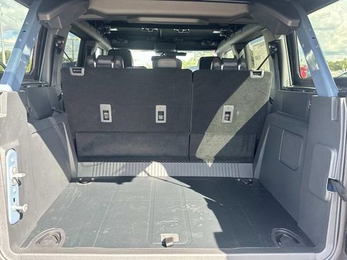 New 2025 Ford Bronco Badlands image 10