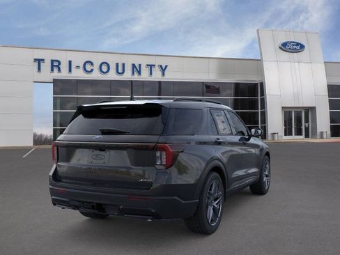 New 2026 Ford Explorer ST-Line AWD/4WD image 8