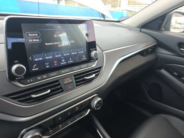 Used 2025 Nissan Altima 2.5 SR FWD image 8