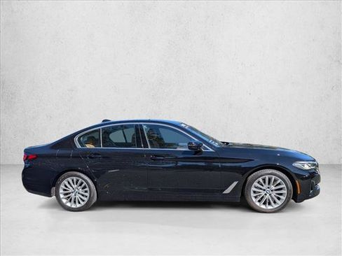 Certified 2023 BMW 530i xDrive w/ Convenience Package AWD/4WD image 4