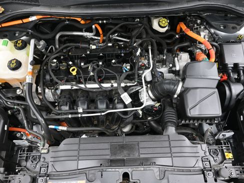 Used 2022 Ford Escape Titanium w/ Titanium Elite Package image 29