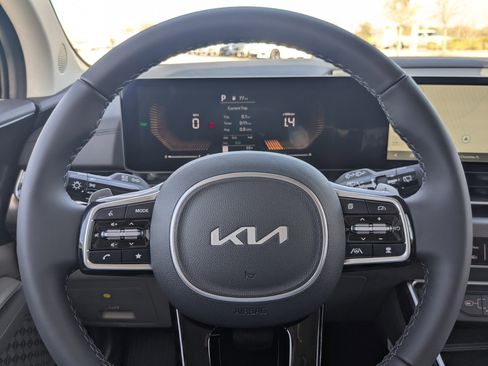 New 2026 Kia Carnival LXS image 31