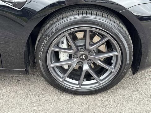 Used 2022 Tesla Model 3 image 9