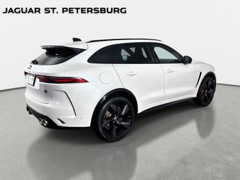 Used 2025 Jaguar F-PACE SVR 575 Edition AWD/4WD image 5