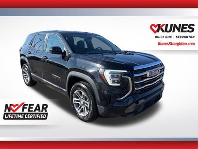 Used 2025 GMC Terrain Elevation