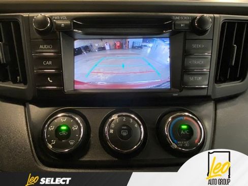 Used 2017 Toyota RAV4 LE w/ Carpet Mat Package AWD/4WD image 19