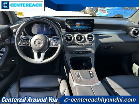 Used 2022 Mercedes-Benz GLC 300 4MATIC w/ Premium Package Lite image 11