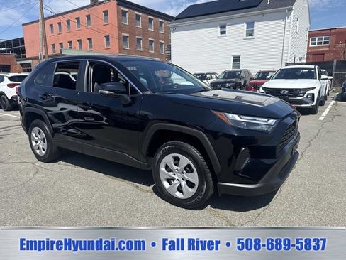Used 2024 Toyota RAV4 LE AWD/4WD image 2