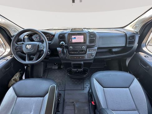 Used 2024 RAM ProMaster 2500 w/ Convenience Group FWD image 7