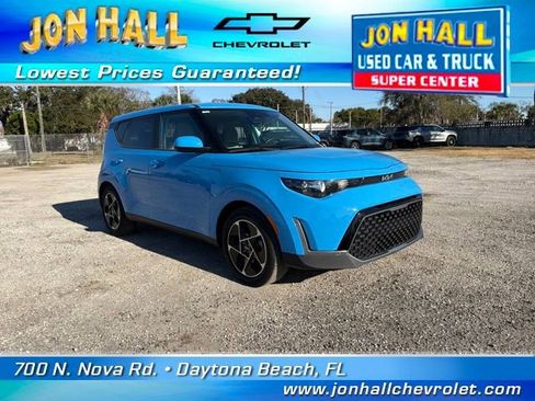 Used 2023 Kia Soul EX image 1