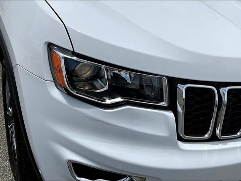 Used 2021 Jeep Grand Cherokee Limited w/ Luxury Group II RWD image 34