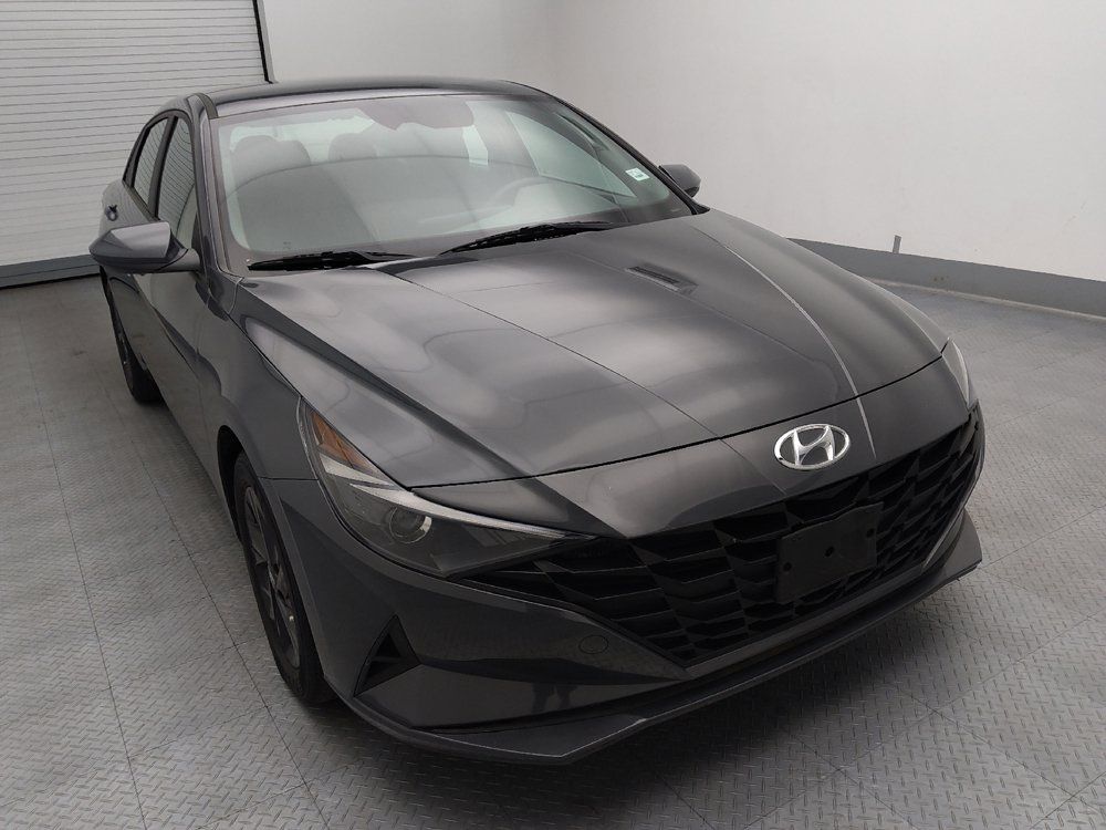 Used 2023 Hyundai Elantra SEL w/ Cargo Package FWD image 14