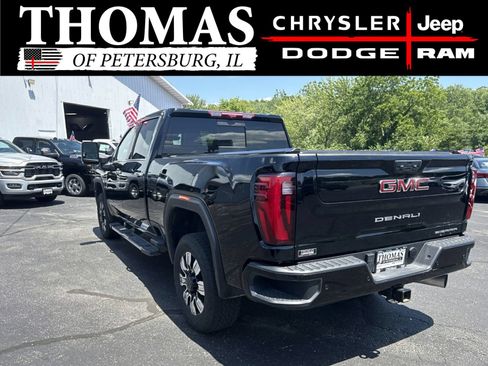 Used 2025 GMC Sierra 2500 Denali w/ Denali Reserve Package AWD/4WD image 8