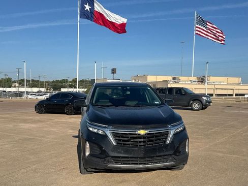Used 2023 Chevrolet Equinox LT FWD image 4