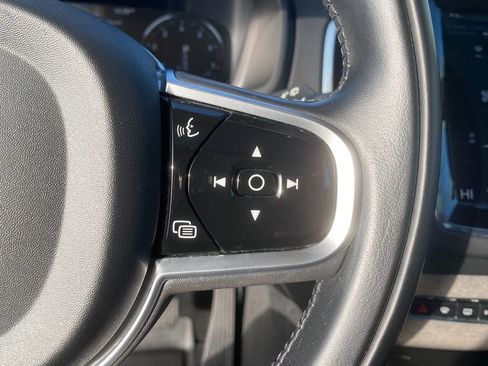 Used 2022 Volvo XC90 T6 Inscription w/ Advanced Package image 17