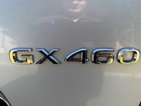Used 2022 Lexus GX 460 Premium w/ Premium Plus Package AWD/4WD image 35