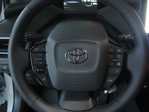 New 2026 Toyota Prius XLE image 11