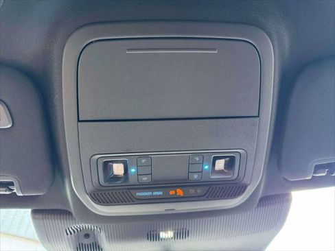 Used 2026 Ford Explorer ST-Line w/ ST-Line Street Pack AWD/4WD image 34