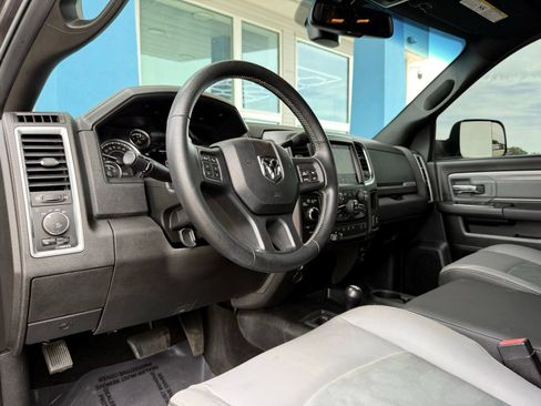 Used 2018 RAM 2500 Power Wagon w/ Luxury Group AWD/4WD image 28